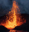 日本火山喷发灰柱高达3400米